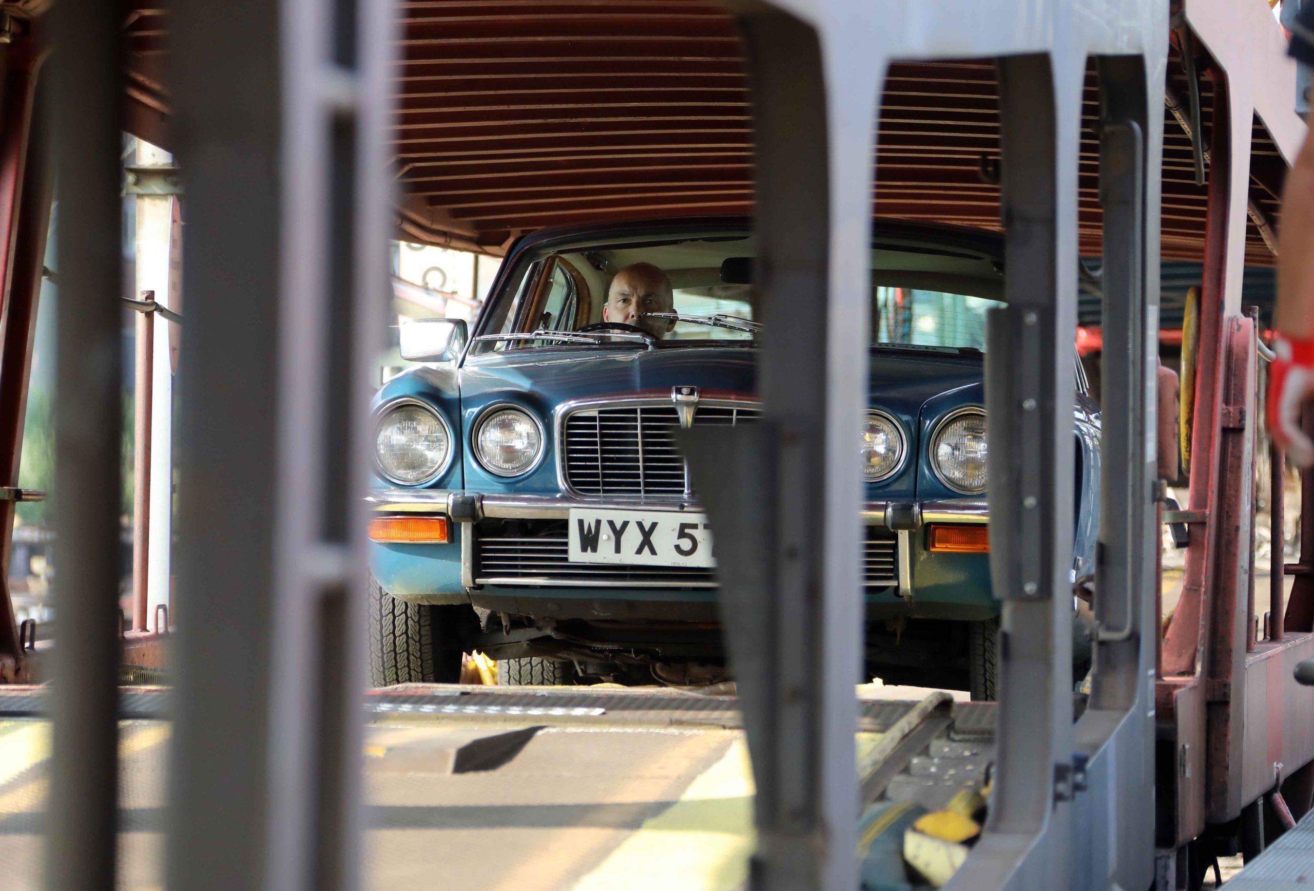 UEX Autoreisezug Düsseldorf terminal